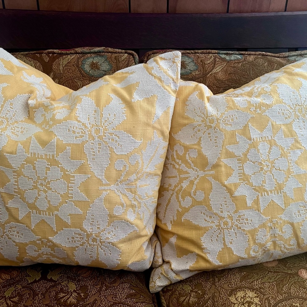 2 Pottery Barn Marigold Yellow 20x20 Pillow Covers